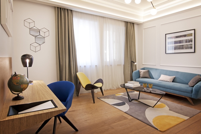 Hotel Husa Reina Victoria