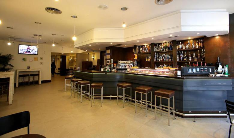 Hotel Husa Via Romana