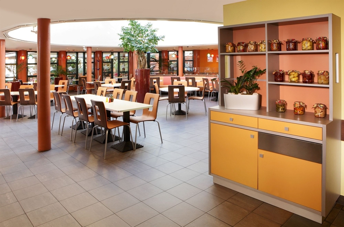 Hotel Ibis Budapest Heroes Square