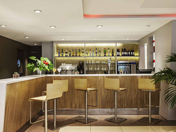 Hotel Ibis Fira De Cornella