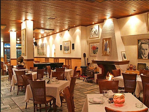 Hotel Iniohos