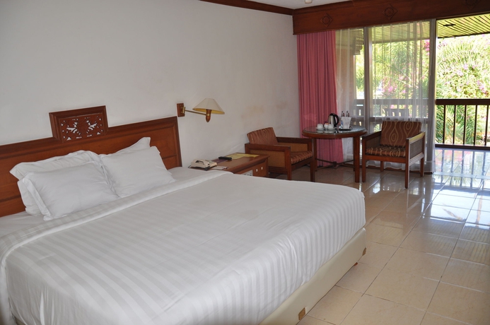 Hotel Inna Grand Bali Beach