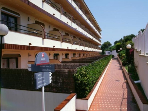 Hotel Institut Gem