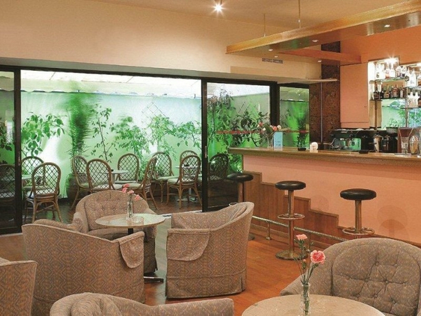 Hotel Ionis 