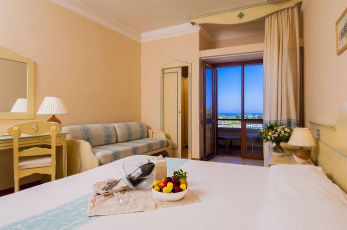 Hotel Is Molas Resort