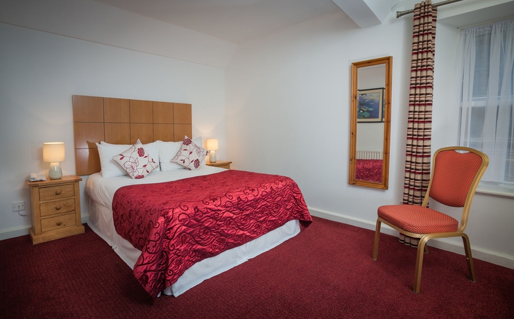 Hotel Isaacs