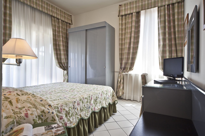 Hotel Italia