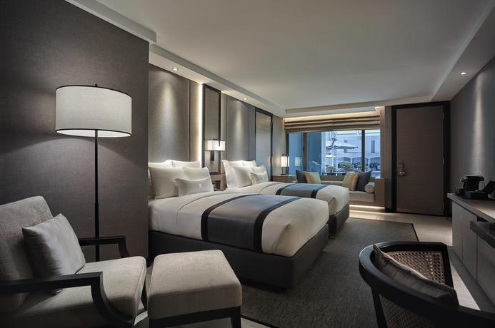 Hotel J W Marriott