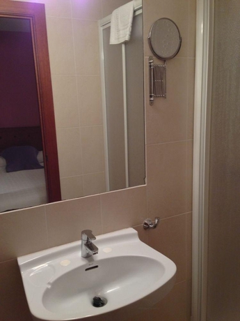 Hotel JENI