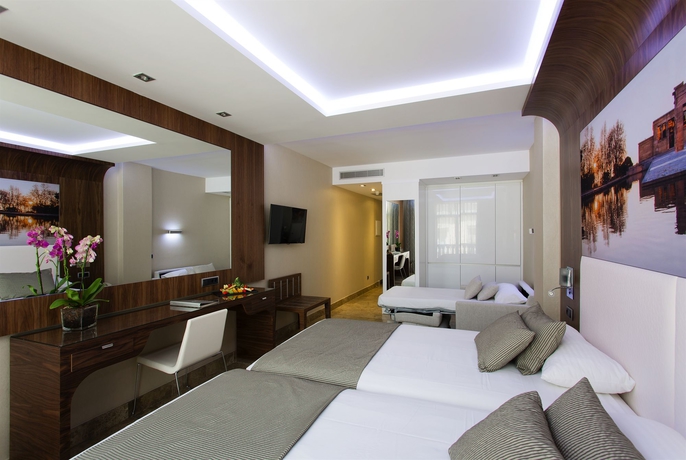 Hotel Jardin De Recoletos