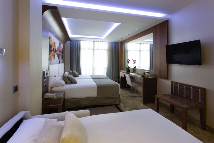 Hotel Jardin De Recoletos