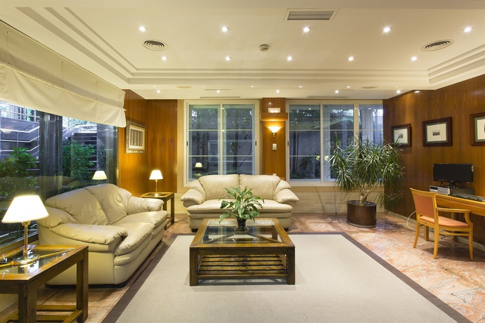 Hotel Jardin De Tres Cantos