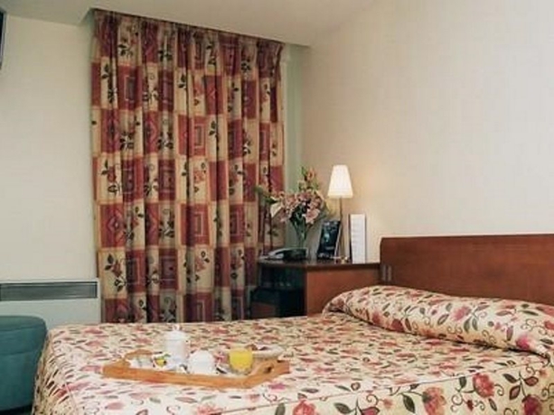Hotel Jardins De Paris Saint Germain