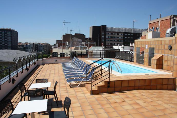 Hotel Junior