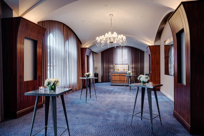 Hotel Jurys Boston