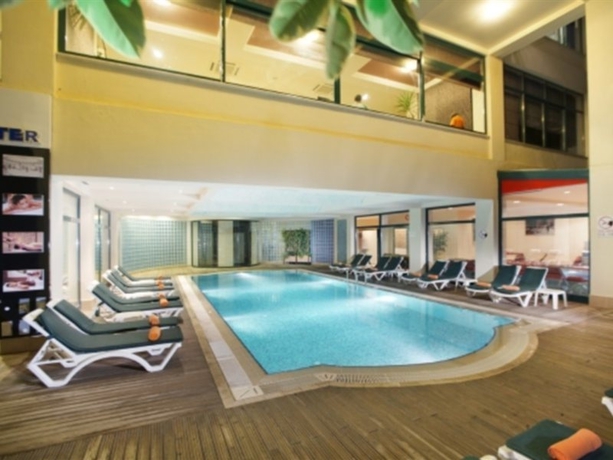 Hotel Justiniano Beach