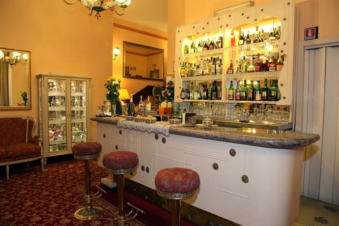 Hotel KING MOKINBA