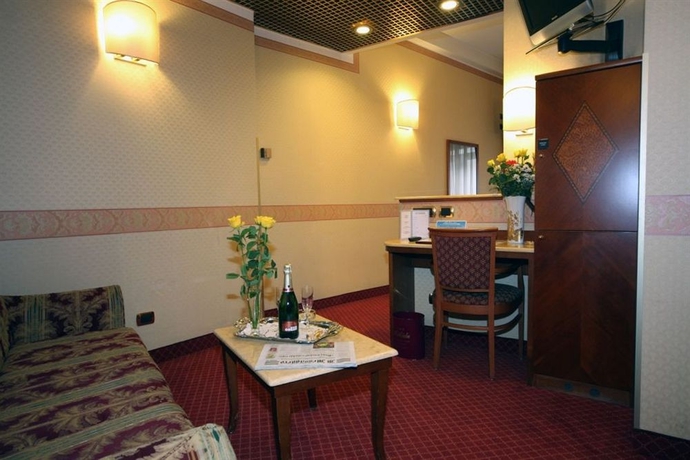 Hotel KING MOKINBA