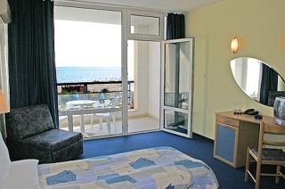 Hotel Karina Beach