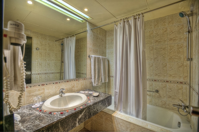 Hotel Kenzi Semiramis