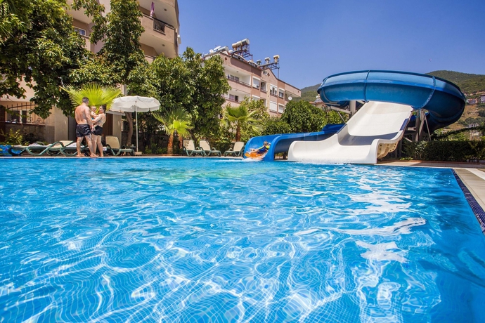 Hotel Kleopatra Royal Palm