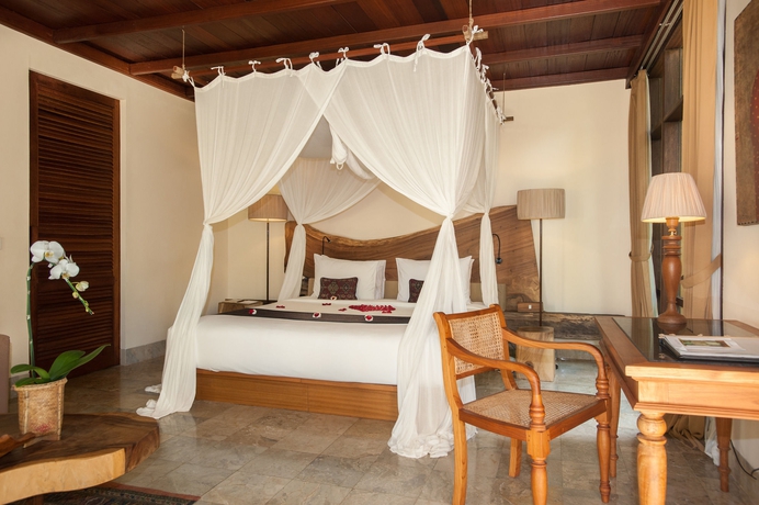 Hotel Komaneka Tanggayuda