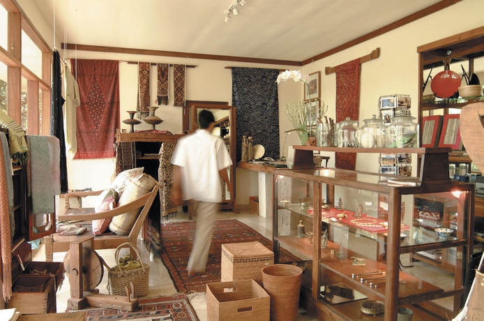 Hotel Komaneka Tanggayuda