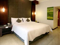 Hotel Kowsar 