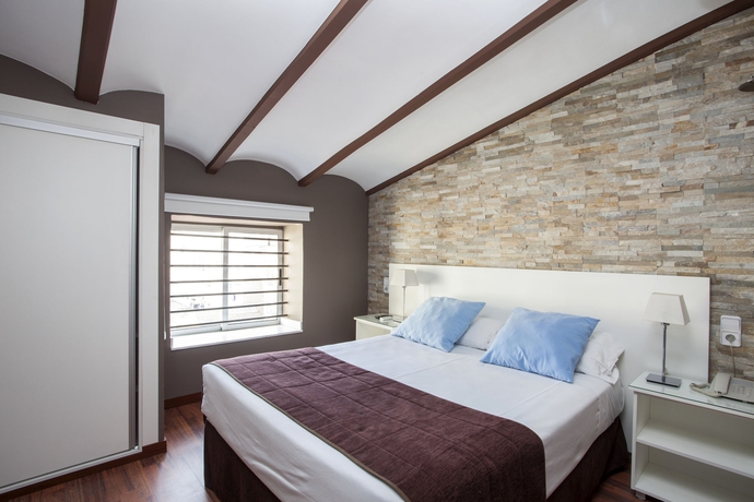 Hotel Kris Consul del Mar