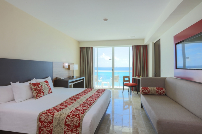 Hotel Krystal Cancun