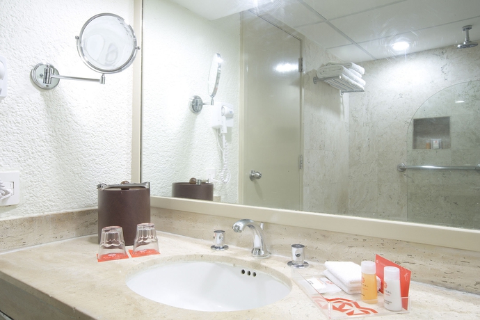 Hotel Krystal Cancun