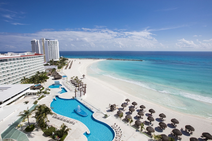 Hotel Krystal Cancun