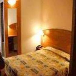 Hotel Kyriad Creteil Centre