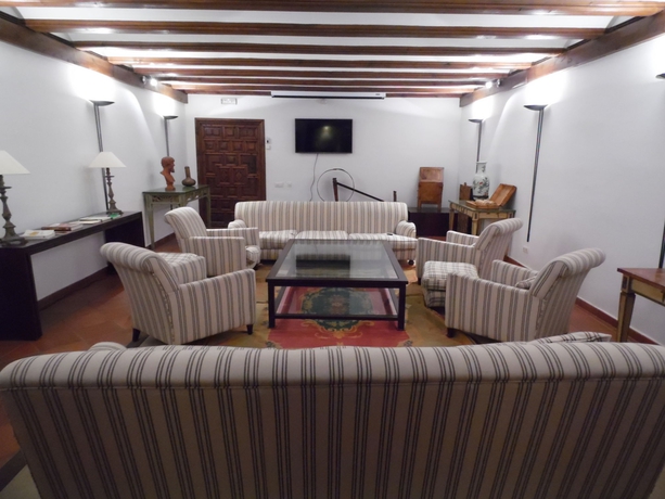 Hotel LA IGLESUELA DEL CID