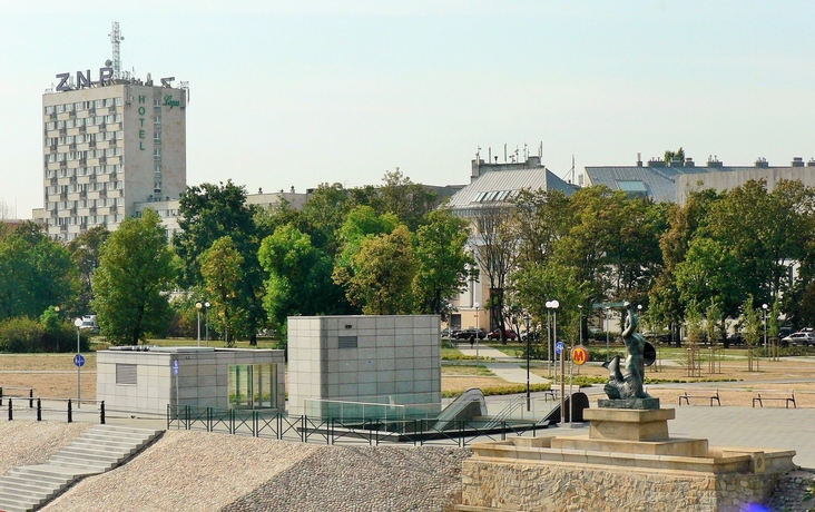Hotel LOGOS WARSAW