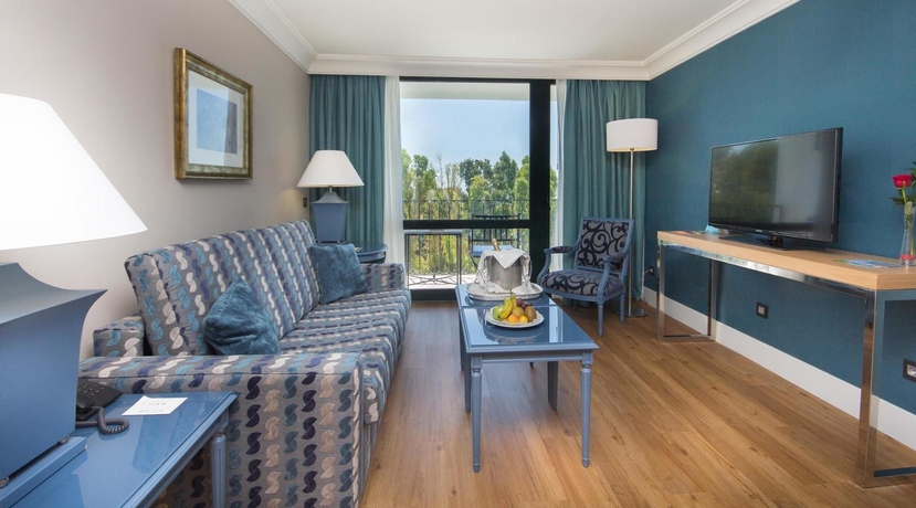 Hotel LOS MONTEROS