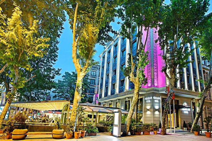 Hotel La Boutique Pierre Loti