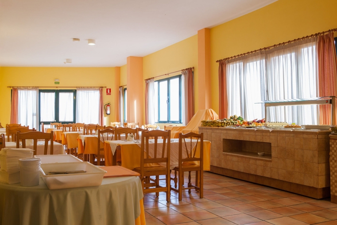 Hotel La Caleta