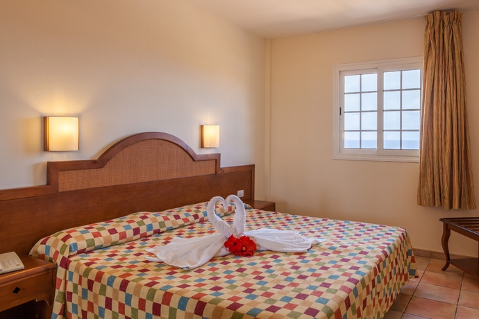 Hotel La Caleta