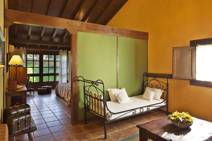 Hotel La Corte De Lugas