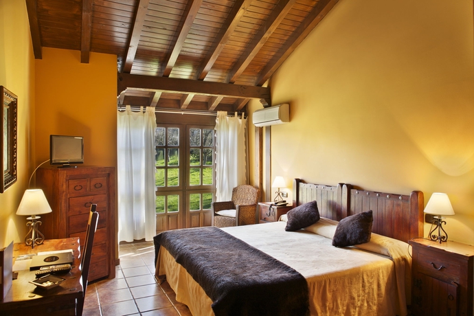 Hotel La Corte De Lugas
