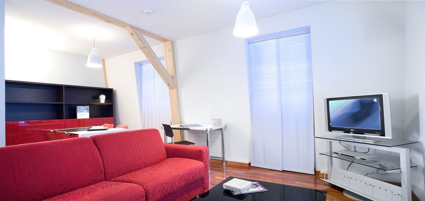 Hotel La Cour Des Augustins