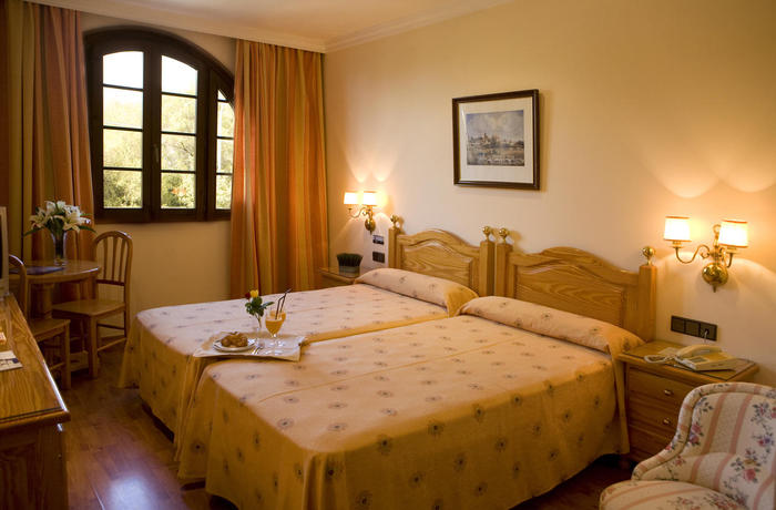 Hotel La Cueva Park