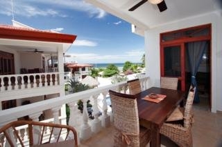 Hotel La Paloma Blanca
