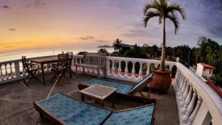 Hotel La Paloma Blanca