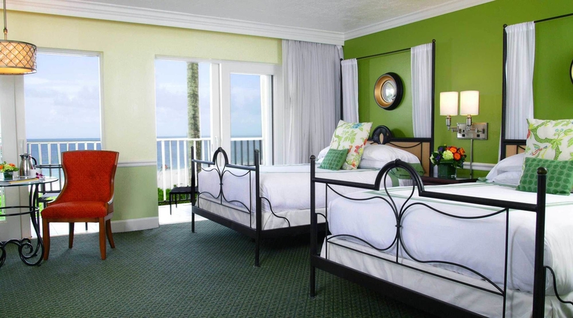 Hotel La Playa Beach Resort