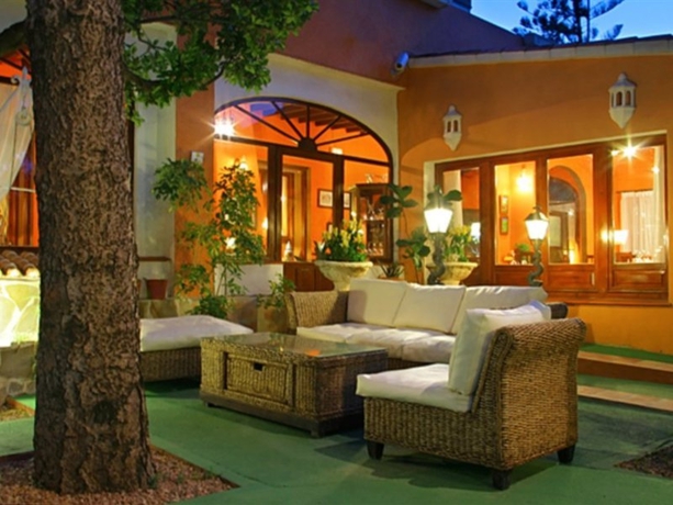 Hotel La Racona