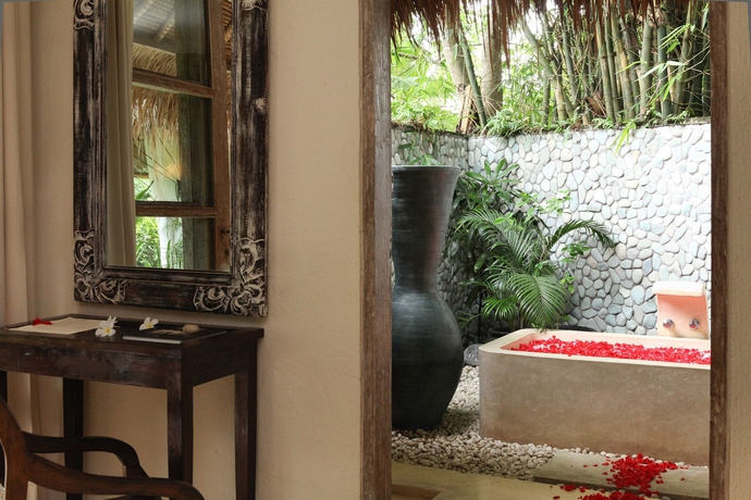 Hotel La Villa Mathis Bali