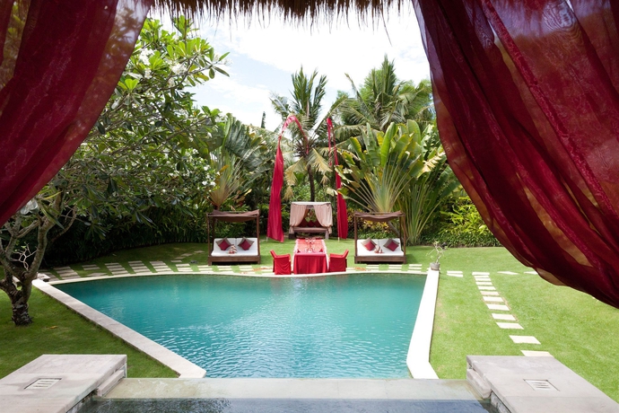 Hotel La Villa Mathis Bali