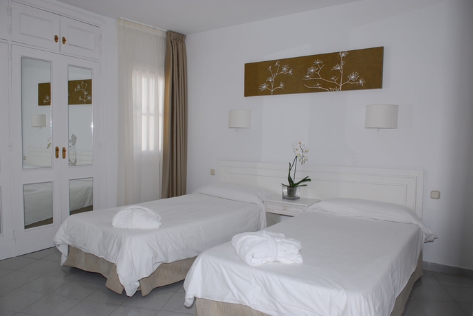 Hotel Lagos de Fañabe